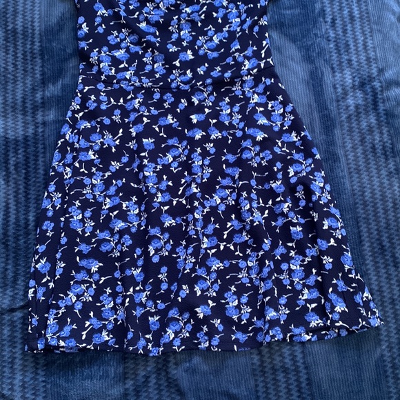 Floral Dress - Picture 2 of 4